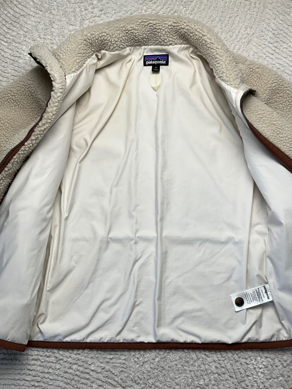 Patagonia Women's Divided Sky Jacket Sherpa with Brown Trim Size Medium - Picture 7 of 16